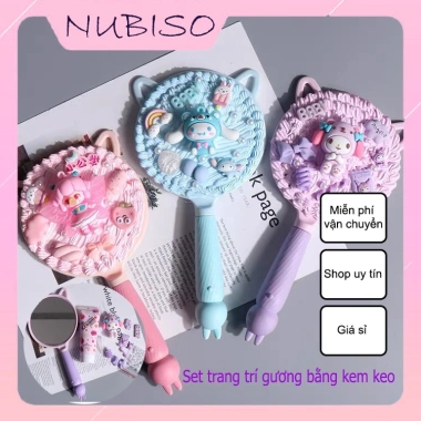 Set trang trí gương trang điểm cầm tay kem keo 10 charm slime, giá 49.500₫