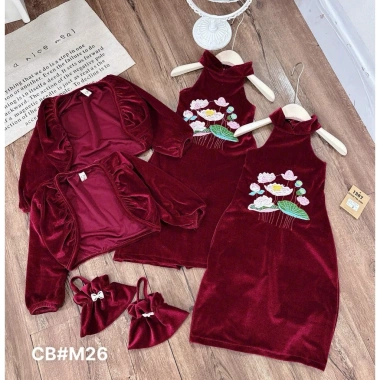 Set váy yếm nhung áo khoác, túi siêu yêu cho bé gái 12-32kg giá ưu đãi 215.999đ 5 Set váy yếm nhung áo khoác, túi siêu yêu cho bé gái 12-32kg giá ưu đãi 215.999đ 5
