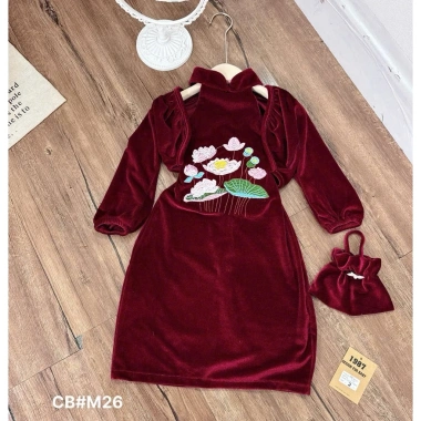 Set váy yếm nhung áo khoác, túi siêu yêu cho bé gái 12-32kg giá ưu đãi 215.999đ 6 Set váy yếm nhung áo khoác, túi siêu yêu cho bé gái 12-32kg giá ưu đãi 215.999đ 6