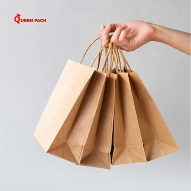 Sỉ 50 Túi Giấy Quai Xách Dày Đậm Gấp Đáy Gấp Hông Đựng Thực Phẩm & Quần Áo - 115.010 VNĐ