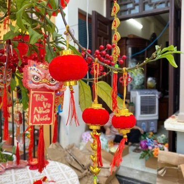 Sỉ Túi 30/20/10 quả cầu đỏ nhung treo tết – phụ kiện trang trí cây mai, đào Bính Ngọ 2.026, giá 21.000đ