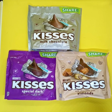 Socola Hershey's Kisses 283g Mỹ - Giá chỉ 259.000₫, giảm tới 21% - Mua ngay 2 Socola Hershey's Kisses 283g Mỹ - Giá chỉ 259.000₫, giảm tới 21% - Mua ngay 2