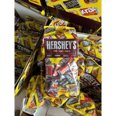 Socola Hershey's Kisses Túi To Nhập Mỹ Chính Hãng Giảm 17% Tiết kiệm 147.990₫ 10 Socola Hershey's Kisses Túi To Nhập Mỹ Chính Hãng Giảm 17% Tiết kiệm 147.990₫ 10