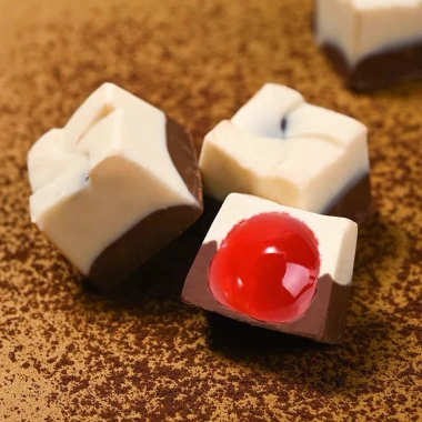 Socola Nama tươi 2 tầng nhân mứt 4 vị cam chanh việt quất dâu tây 158g - Giá ưu đãi 65.000 đồng