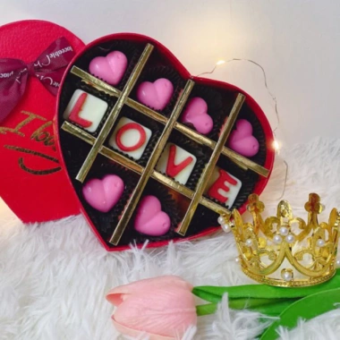 Socola Valentine 10 viên - Giá ưu đãi 90.000đ, quà ngọt ngào cho người thương