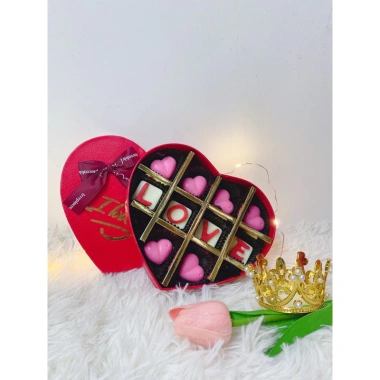 Socola Valentine 10 viên - Giá ưu đãi 90.000đ, quà ngọt ngào cho người thương