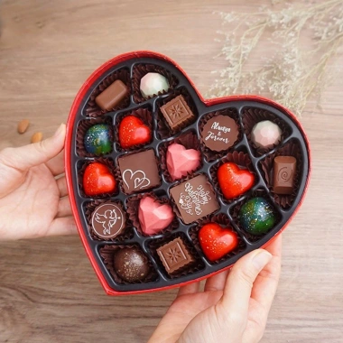 Socola Valentine 14/2 - Hộp chocolate nghệ thuật, hạt quả khô cao cấp, quà tặng bạn gái chỉ 154.000 VND