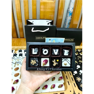 Socola Valentine viên thiết kế đen - Hương vị ngọt ngào, giảm giá chỉ 135.000 đồng