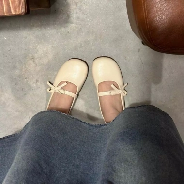 Sục bệt nơ nhỏ đế cao su mềm chống trơn - Nữ tính nhẹ nhàng, giá ưu đãi 195.000₫