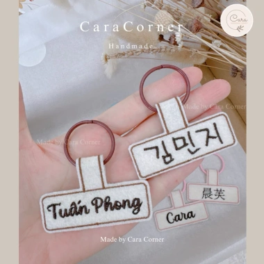Tag thêu tên cá nhân - Treo balo, vali du lịch, thẻ túi xách, móc khoá - 39.000₫ 10 Tag thêu tên cá nhân - Treo balo, vali du lịch, thẻ túi xách, móc khoá - 39.000₫ 10