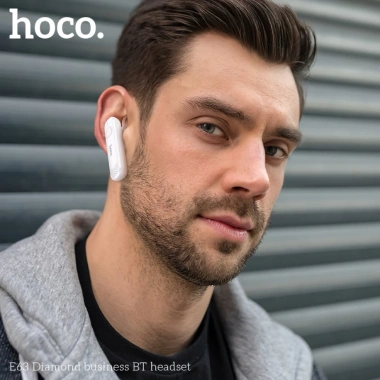 Tai nghe không dây Bluetooth Hoco E63 V5.0 - Pin 6h, micro tích hợp, giá chỉ 105.000đ giảm từ 126.000đ