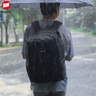 Tấm Vải Trùm Chống Mưa Tigernu cho Balo 13-17 inch – Bảo Vệ Không Thấm, Giá chỉ 168.387₫ 3 Tấm Vải Trùm Chống Mưa Tigernu cho Balo 13-17 inch – Bảo Vệ Không Thấm, Giá chỉ 168.387₫ 3