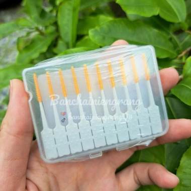 Tăm Xỉa Răng Siêu Mềm 20 Cây Hộp Riêng Tiện Lợi Không Đau Nướu Giá 29.000₫ 5