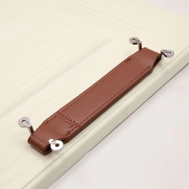 Tay cầm da MNTT cổ điển có ốc vít – Giá chỉ 58.080 VND, giảm mạnh