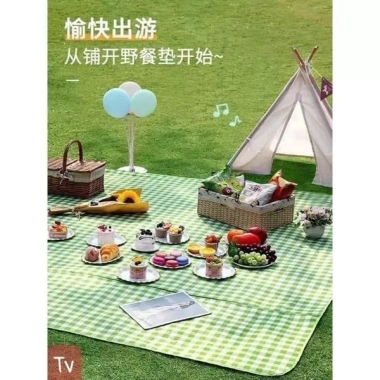 Thảm dã ngoại picnic 1.5x2m gấp gọn, bạt cắm trại, phù hợp du lịch, phượt, chụp ảnh - Giá 55.000₫ 3