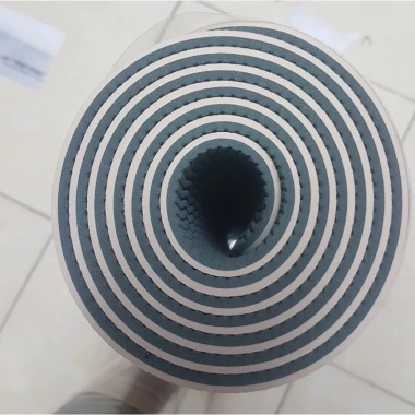 Thảm Yoga TPE 2 Lớp Dày 6mm Chống Trượt, Cao Su Non Cao Cấp, Dễ Dàng Tập Tại Nhà - Giá 75.000 6
