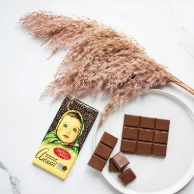 Thanh Socola sữa Alenka Alyonka truyền thống Nga - Giá giảm chỉ 52.500đ