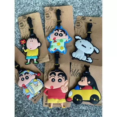 Thẻ hành lý Crayon Shin‑Chan EZ8Y – Nhận dạng mặt, dây chuyền nhỏ, giảm giá 20%
