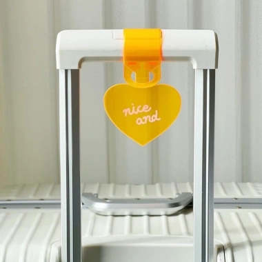 Thẻ hành lý PVC huỳnh quang đa màu sắc – Chống thất lạc, an toàn cho vali máy bay – Giá 24.9k 7
