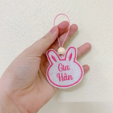 Thẻ tên vải nỉ thêu hai mặt - Dùng treo cặp, balo, móc khóa, bé đi học mầm non - Giá ưu đãi 80.000đ 3