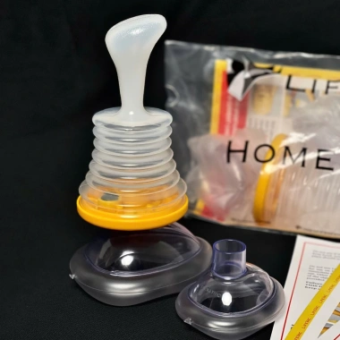 Thiết bị sơ cứu CPR LIFEVAC hút dị vật khi nghẹt học - Bộ cứu hộ bé, giá 365k 8