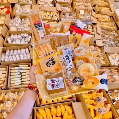 Thùng 1kg Bánh Bông Lan Mix Đài Loan Đủ Vị Loại Ngon B39 Giá ưu đãi 148.750 VND