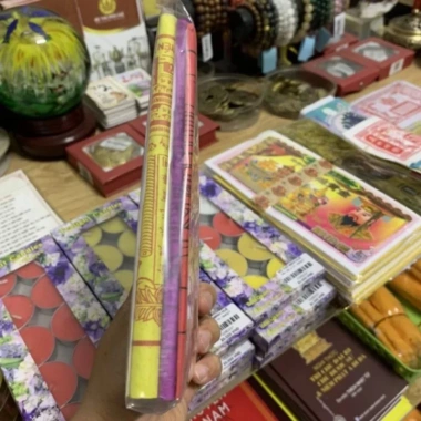 Tiền năm phương Hàng Mã biếu các Quan - Giá rẻ 18.999đ, khuyến mãi giảm giá đặc biệt 4 Tiền năm phương Hàng Mã biếu các Quan - Giá rẻ 18.999đ, khuyến mãi giảm giá đặc biệt 4