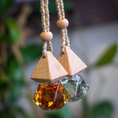 Tinh Dầu Nguyên Chất Treo Xe Ô Tô - Nước Hoa Khử Mùi, Giảm Say, Thư Giãn Tinh Dầu Nguyên Chất Treo Xe Ô Tô - Nước Hoa Khử Mùi, Giảm Say, Thư Giãn
