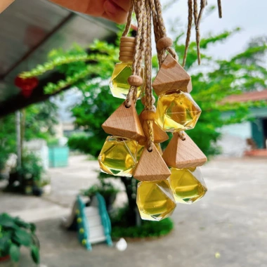 Tinh Dầu Quế Treo Xe Khử Mùi, Chống Say Xe - Hương Thơm Tự Nhiên, Giá 25.000đ