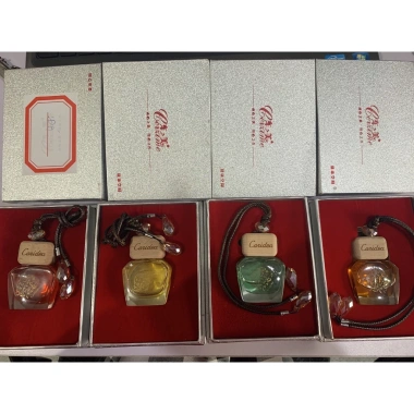 Tinh dầu treo xe ô tô CARIDEA - Nước hoa cao cấp, khử mùi, chống say, chiết xuất thiên nhiên, giá ưu đãi 280.000₫