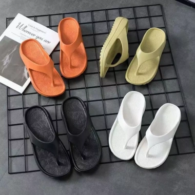 Tông Xỏ Ngón Nam Nữ 4cm Chạy Bộ Chiếc Lá QIAOYILUO Đế Chống Trơn Trượt 35-44 Giá 79,000₫ 4
