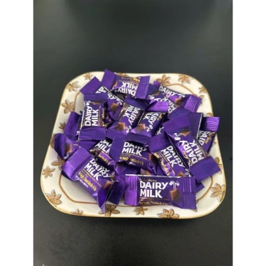 Top Date Tháng 01/2.027 Socola Cadbury Dairy Milk 81g 18 viên 4,5g Vị Sữa Hàng Anh Quốc Giá chỉ 56.693 VND