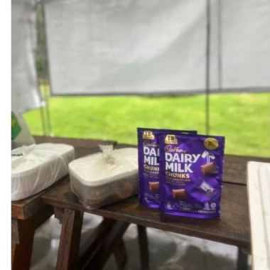 Top Date Tháng 01/2.027 Socola Cadbury Dairy Milk 81g 18 viên 4,5g Vị Sữa Hàng Anh Quốc Giá chỉ 56.693 VND