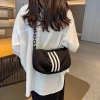 Túi 3 sọc đeo chéo logo thể thao size 28cm - Giá chỉ 65.000đ, giảm mạnh 3