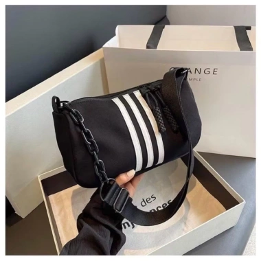 Túi 3 sọc đeo chéo logo thể thao size 28cm - Giá ưu đãi 69.000 VND, giảm tới 20% 10