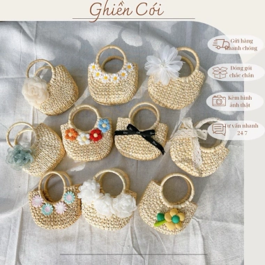 Túi cói lục bình nhỏ xinh cho bé size 15cm - Phụ kiện thời trang giá ưu đãi 90.000 VNĐ Túi cói lục bình nhỏ xinh cho bé size 15cm - Phụ kiện thời trang giá ưu đãi 90.000 VNĐ