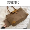 Túi đeo vai vải dù đơn giản màu nâu đen, sức chứa lớn đựng A4, phong cách Hàn Quốc - Đi làm và đi chơi 4