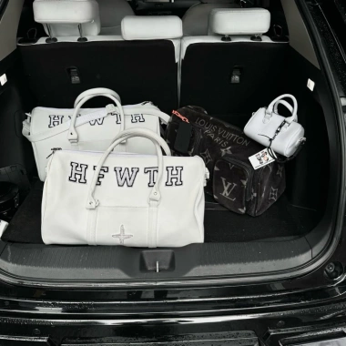Túi du lịch All White siêu nhẹ, chống nước, đa năng - Giá chỉ 890.000₫