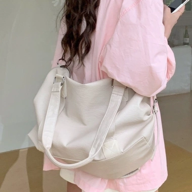 Túi du lịch da PU HT092 - Tote cầm tay, đeo vai, đeo chéo, kẹp nách, chỉ 105.000đ 10 Túi du lịch da PU HT092 - Tote cầm tay, đeo vai, đeo chéo, kẹp nách, chỉ 105.000đ 10