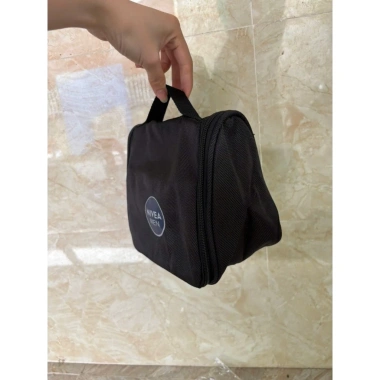 Túi đựng đồ mỹ phẩm Nivea, nhỏ gọn tiện lợi, đựng trang điểm, giá chỉ 38.000₫ 6 Túi đựng đồ mỹ phẩm Nivea, nhỏ gọn tiện lợi, đựng trang điểm, giá chỉ 38.000₫ 6