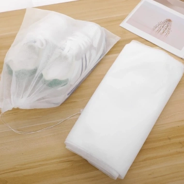 Túi đựng giày dép du lịch thể thao đá banh dây rút vải không dệt chống bụi tiện lợi bỏ vali gọn gàng chỉ 15.000₫ 4 Túi đựng giày dép du lịch thể thao đá banh dây rút vải không dệt chống bụi tiện lợi bỏ vali gọn gàng chỉ 15.000₫ 4
