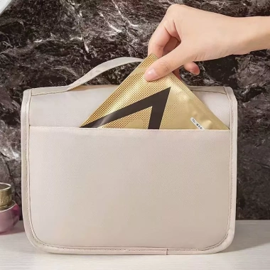 Túi Đựng Mỹ Phẩm Đa Năng Móc Treo, Vải Dày Chống Thấm, Nhiều Ngăn, Giá 55.000 6