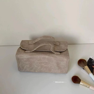 Túi đựng mỹ phẩm da PU chống nước 4 ngăn gấp gọn tháo rời quai treo tường - du lịch tiện lợi 7 Túi đựng mỹ phẩm da PU chống nước 4 ngăn gấp gọn tháo rời quai treo tường - du lịch tiện lợi 7