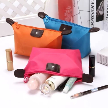 Túi đựng mỹ phẩm & đồ trang điểm nhỏ gọn tiện lợi 88.247 - Giá chỉ 10.199₫ shopbuon88 5 Túi đựng mỹ phẩm & đồ trang điểm nhỏ gọn tiện lợi 88.247 - Giá chỉ 10.199₫ shopbuon88 5