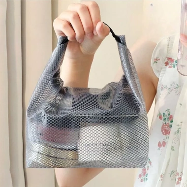 Túi đựng mỹ phẩm du lịch đáng yêu - Chống thấm nước tiện dụng, giá chỉ 37.900₫