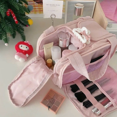 Túi Đựng Mỹ Phẩm Vuông Siêu Rộng - Đựng Skincare Size Lớn, Giá 110.800₫ Giảm Sốc 9 Túi Đựng Mỹ Phẩm Vuông Siêu Rộng - Đựng Skincare Size Lớn, Giá 110.800₫ Giảm Sốc 9
