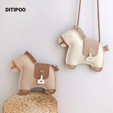 Túi Messenger Trẻ Em DITIPOO Da PU Hình Ngựa Mini Ins Style - Giá 120.852₫ (Giảm 33%)
