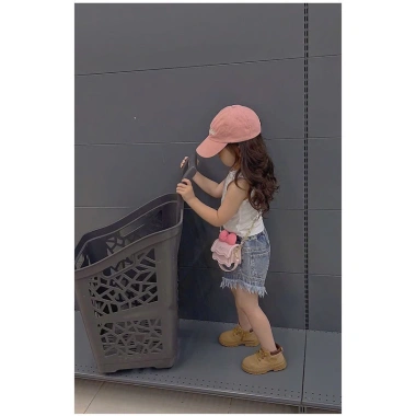 Túi mini đeo chéo in chữ NIE, nơ cute, phù hợp mẹ & bé - Giá 75.000 VND