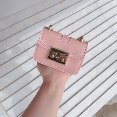 Túi mini đeo chéo kẹp nách hot trend thời trang mẫu mới, giá chỉ 69.000₫