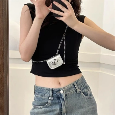 Túi mini đeo chéo màu bạc cho nữ - Phụ kiện thời trang 2.023, giá ưu đãi 68.000₫ 9